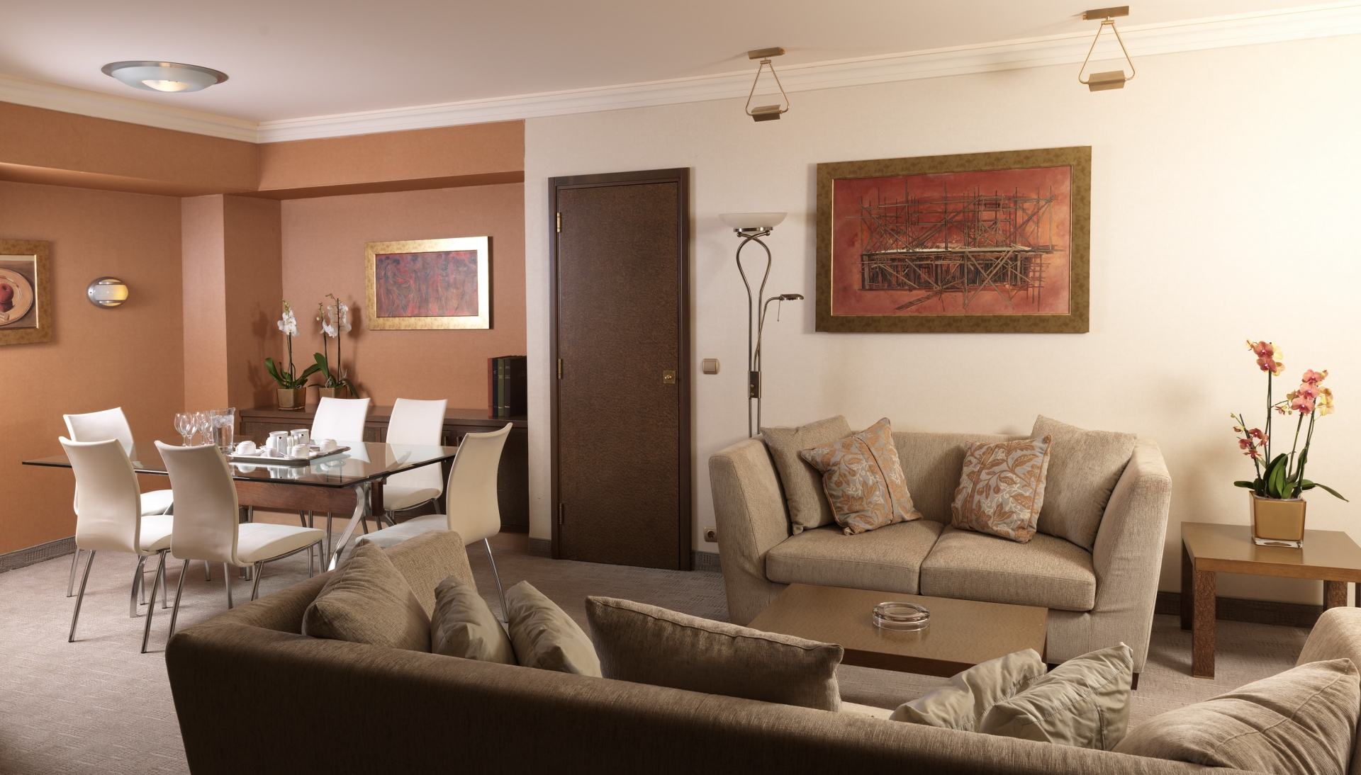 17fb-dpoupalos_holiday_inn_attica777853