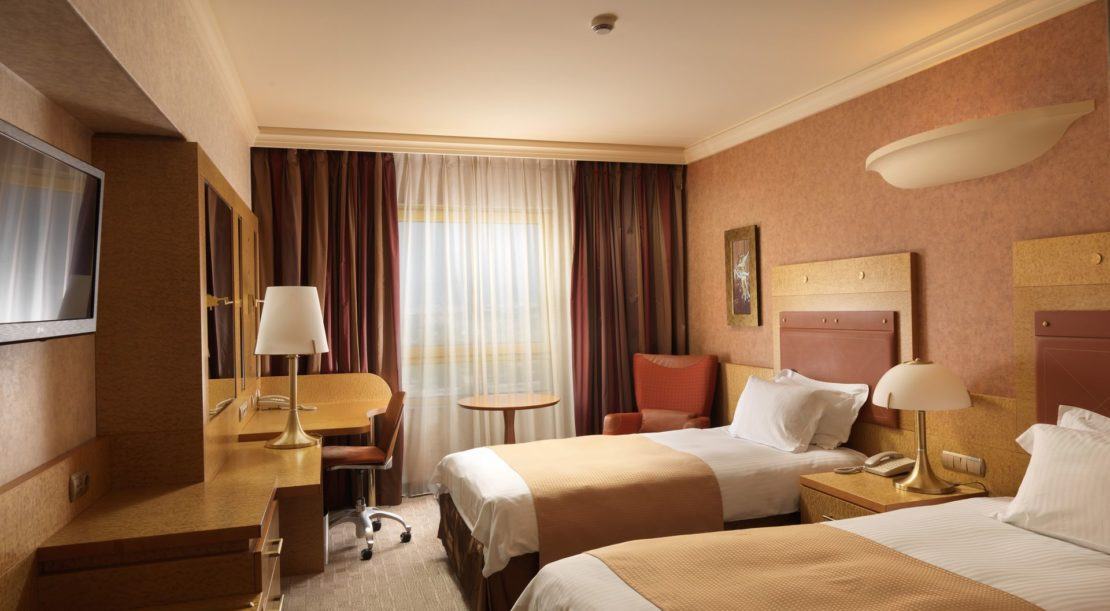 dpoupalos_Holiday_Inn_Attica777804_result
