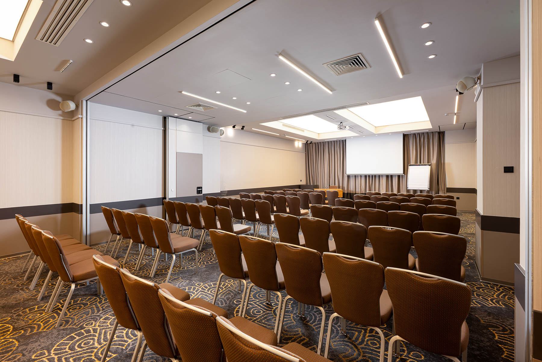 Hall (4)