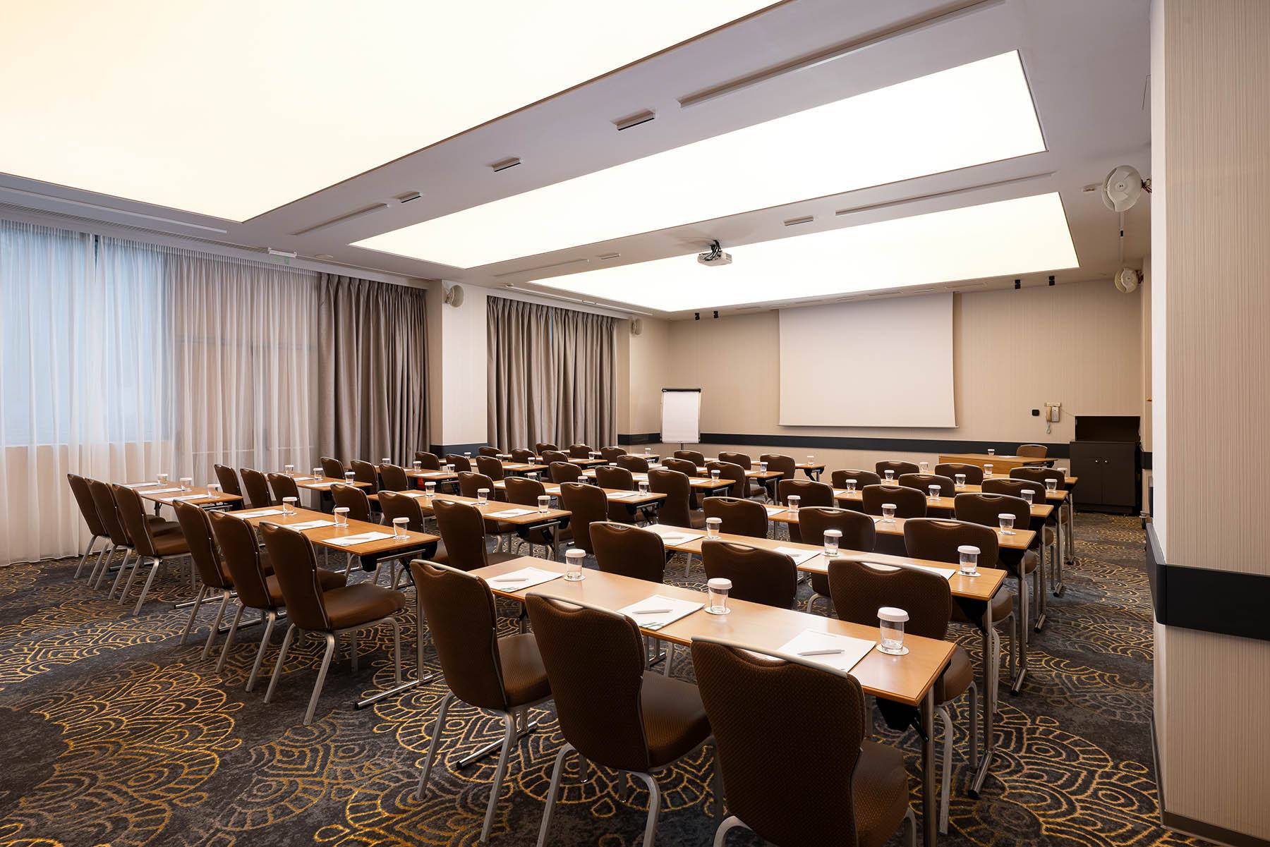 Hall (7)